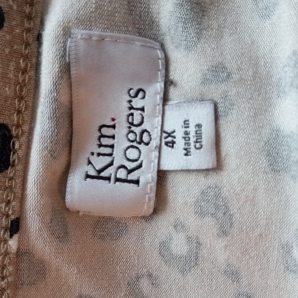 Kim Roger's Animal Print Top 4X - Picture 7 of 8